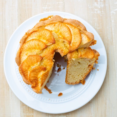 European Apple Cake